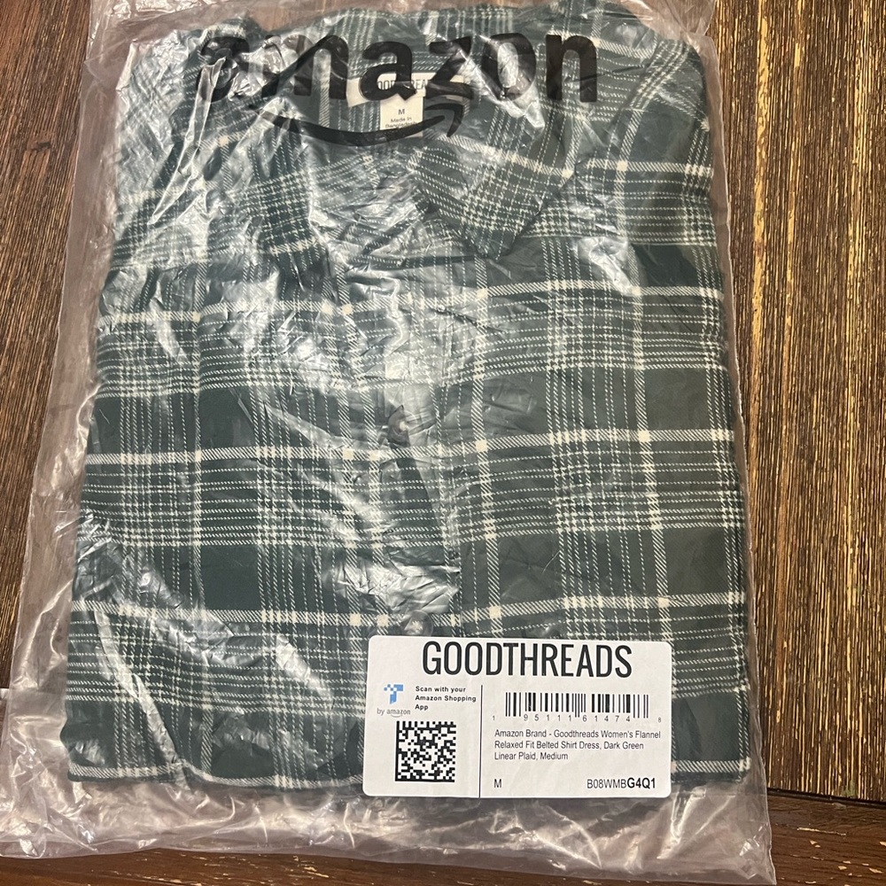 Good threads women's flannel belted shirt dress, Dark Green Plain
